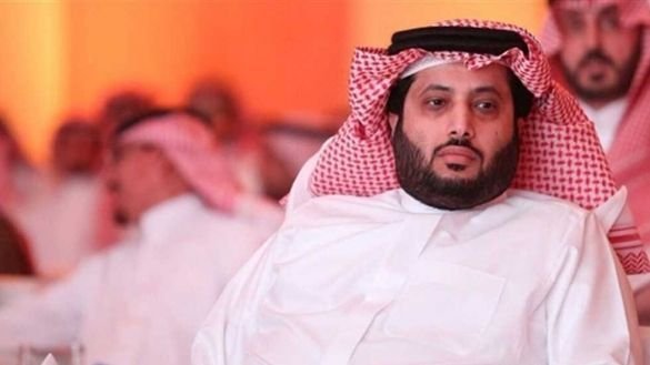 الملك سلمان يعفي تركي آل شيخ من منصبه