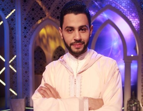 مغربي يتألق في منشد الشارقة