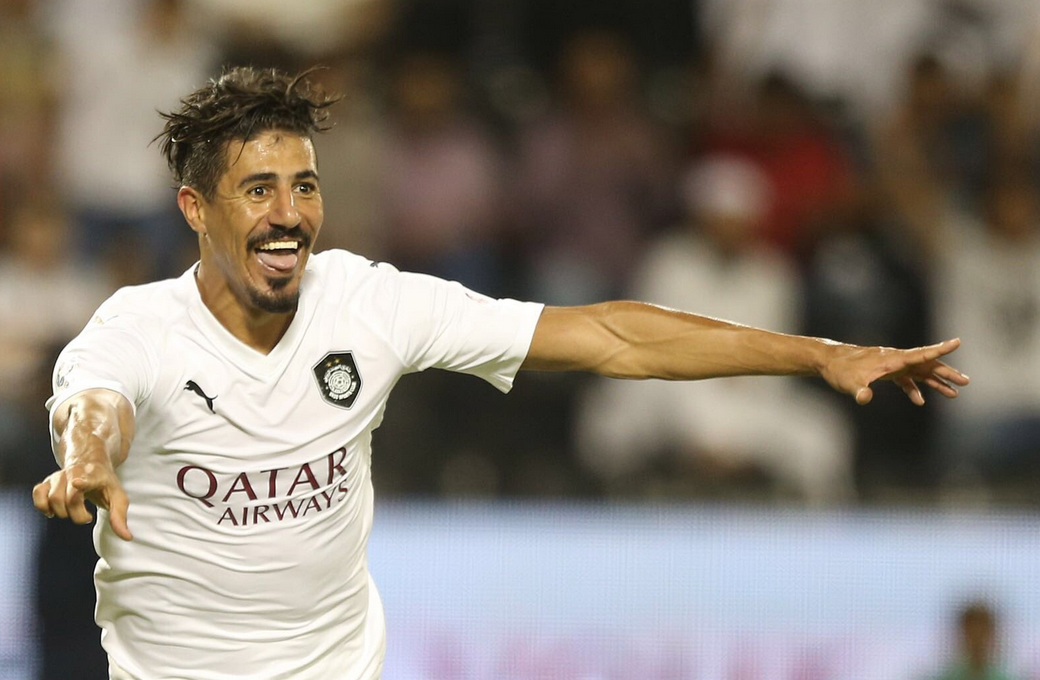 الجزائري بونجاح يدخل تاريخ الدوري القطري
