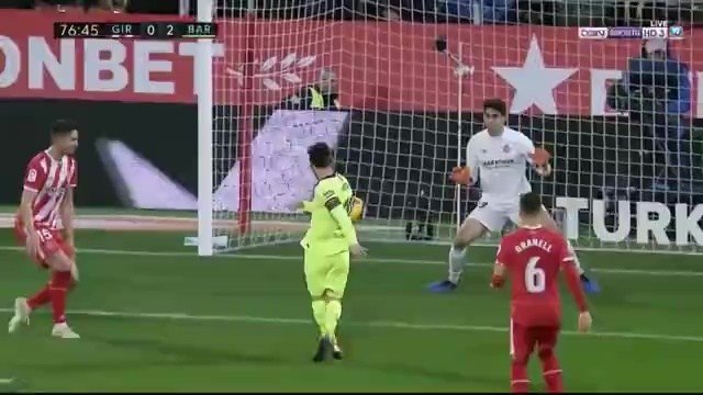 ياسين بونو يتألق ويمنع ميسي من تسجيل هدف محقق