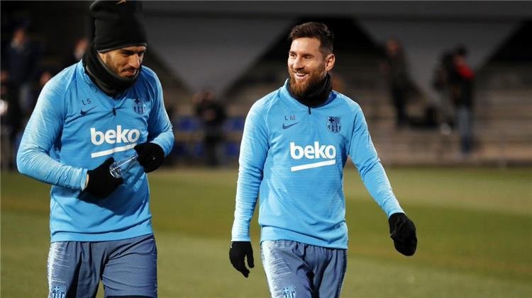 فالفيردي يُعلن قائمة برشلونة لمواجهة إشبيلية بكأس ملك إسبانيا