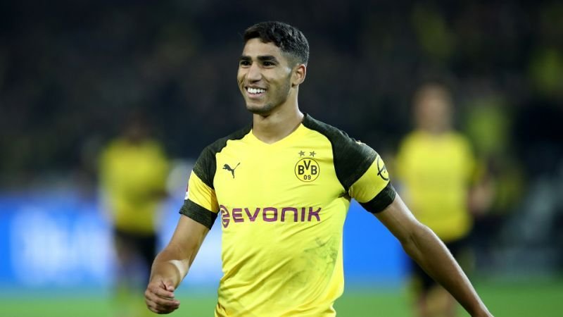 بعد تألقه مع دورتموند .. ريال مدريد يرغب في استعادة أشرف حكيمي