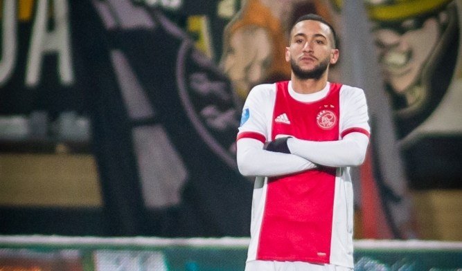 عرض جدي بقيمة 40 مليون يورو لـ حكيم زياش من عملاق الدوري الألماني