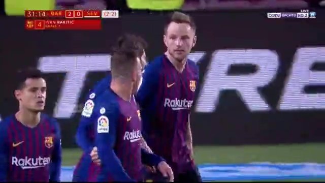 فيديو: هدف برشلونة الثاني ضد اشبيلية