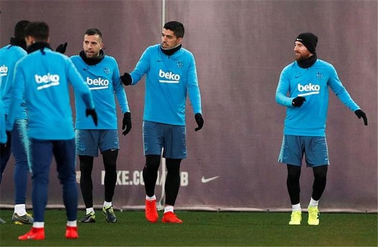 مفاجآت في تدريبات برشلونة قبل مباراة بلباو في الدوري الإسباني