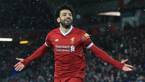 محمد صلاح مطلوب لمجاورة كريستيانو