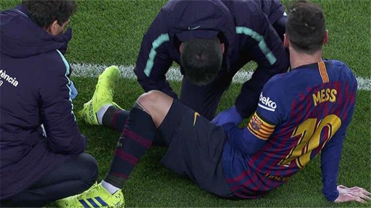 صحفي كتالوني يكشف حقيقة إصابة ميسي وغيابه عن الكلاسيكو
