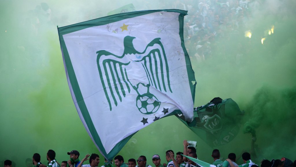 الاتحاد العربي لكرة القدم يغرم الرجاء لهذا السبب!