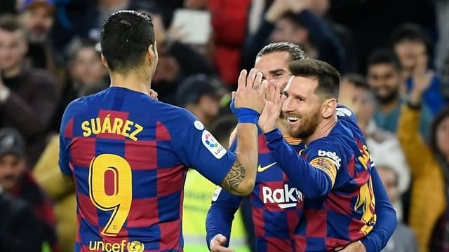 البارصا ينفرد بصدارة الليغا برباعية في شباك ألافيس (فيديو)