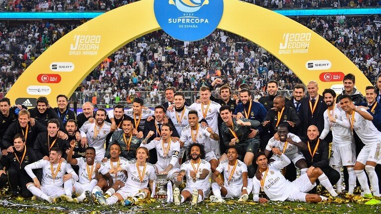 الريال يرفع كأس السُّوبر الإسباني في السعودية (فيديو)