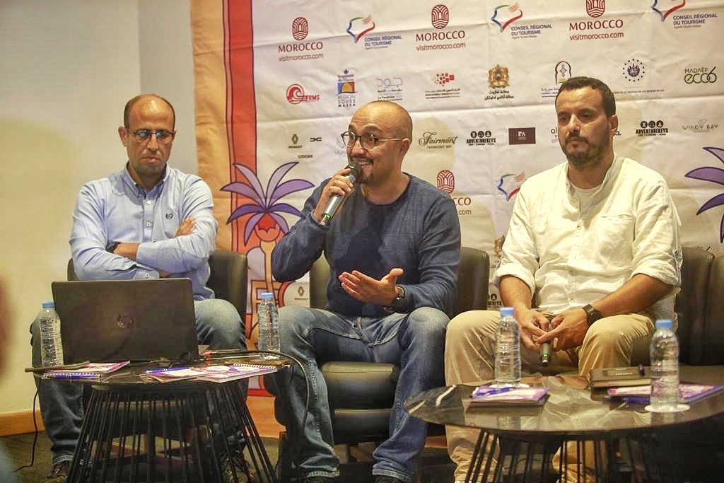 منطقة تغازوت تحتضن فعاليات المعرض الأول لرياضة ركوب الأمواج