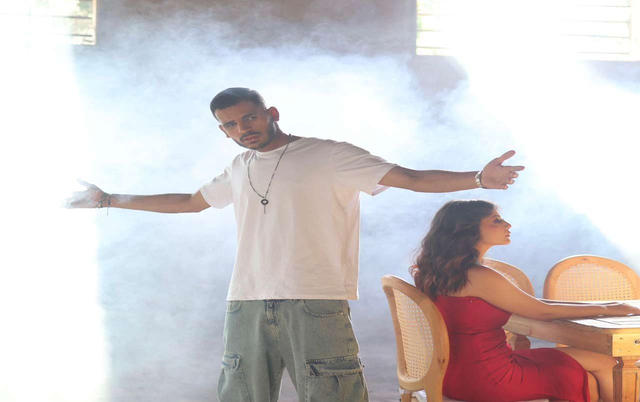 احمد نصري يطلق “احكيلي أيامك” بأسلوب درامي مؤثر