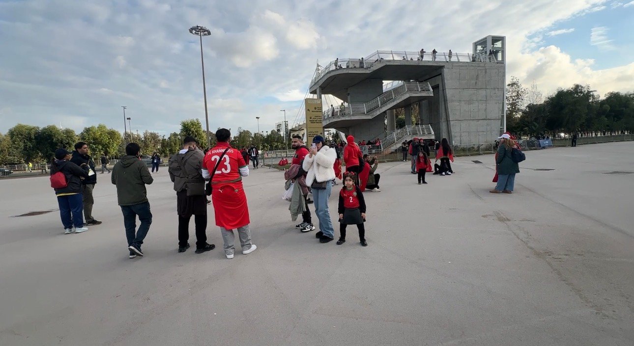 بالفيديو: أجواء محيط ملعب الامير مولاي عبد الله  قبل مباراة المغرب وزامبيا