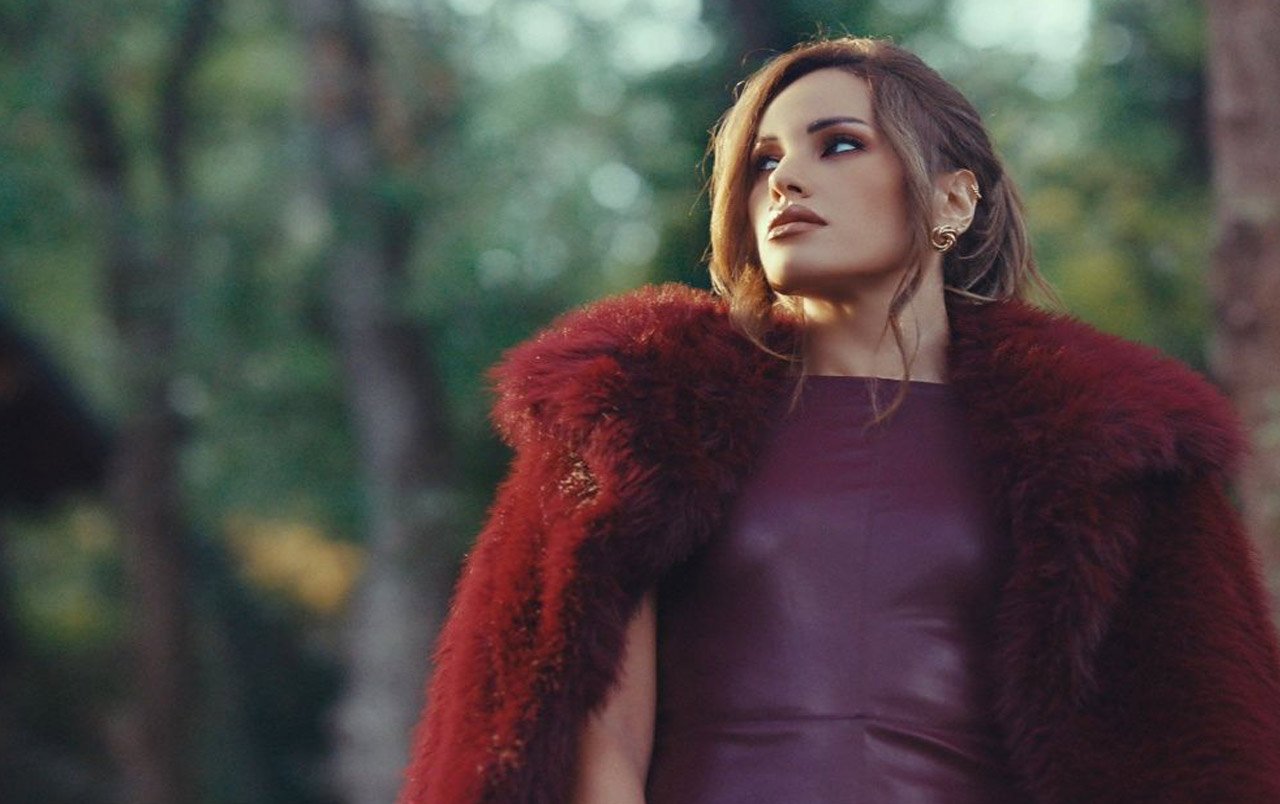 عبيدة تلامس وجع الفراق في “ما تعودناش” بإحساس صادق وصورة سينمائية